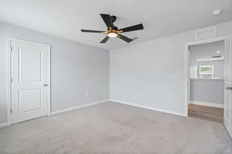 1512 Tan Tara Trail Jacksonville FL 32221
