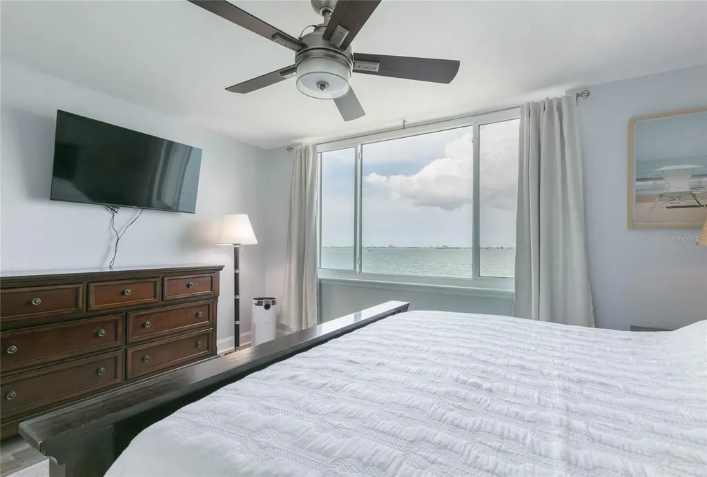 5729 Puerta Del Sol Boulevard S St Petersburg FL 33715