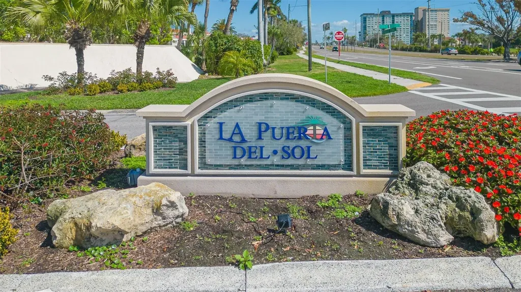 5729 Puerta Del Sol Boulevard S St Petersburg FL 33715