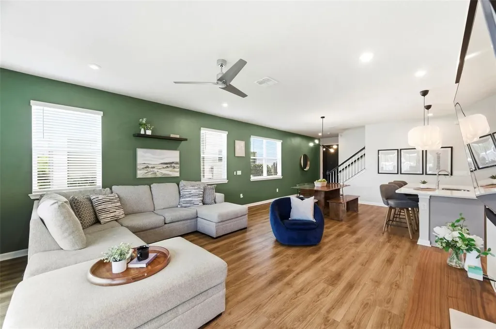 4327 Cloud Hopper Way Lutz FL 33559