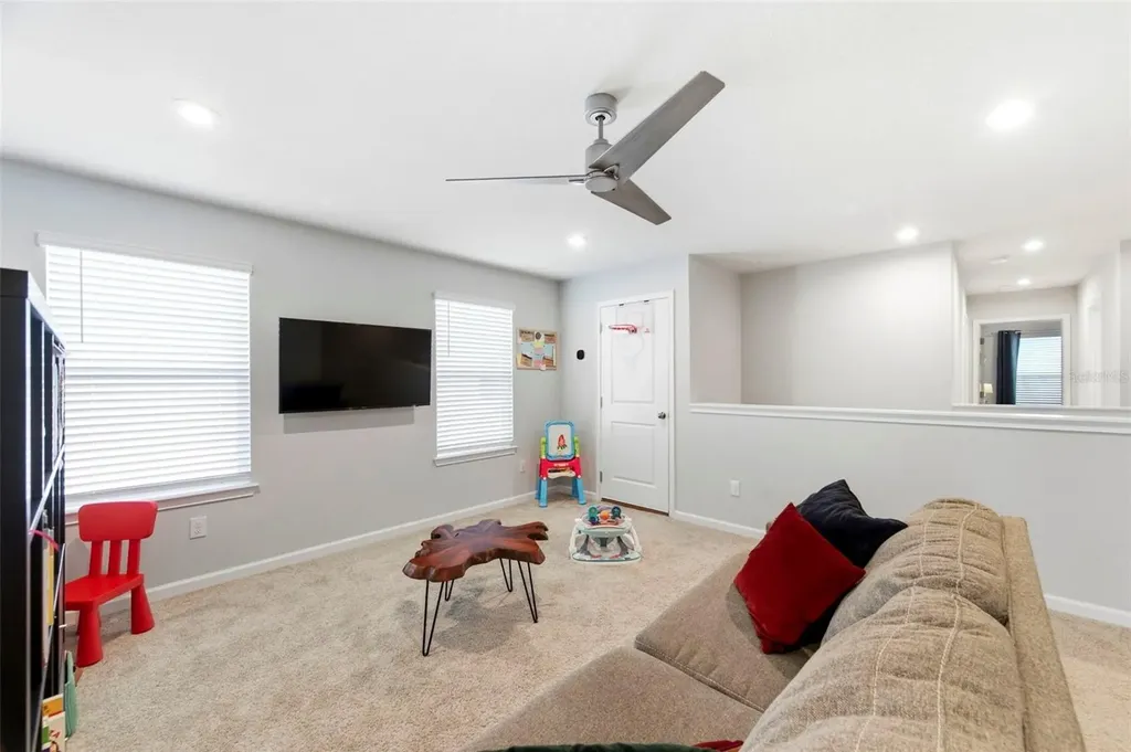 4327 Cloud Hopper Way Lutz FL 33559