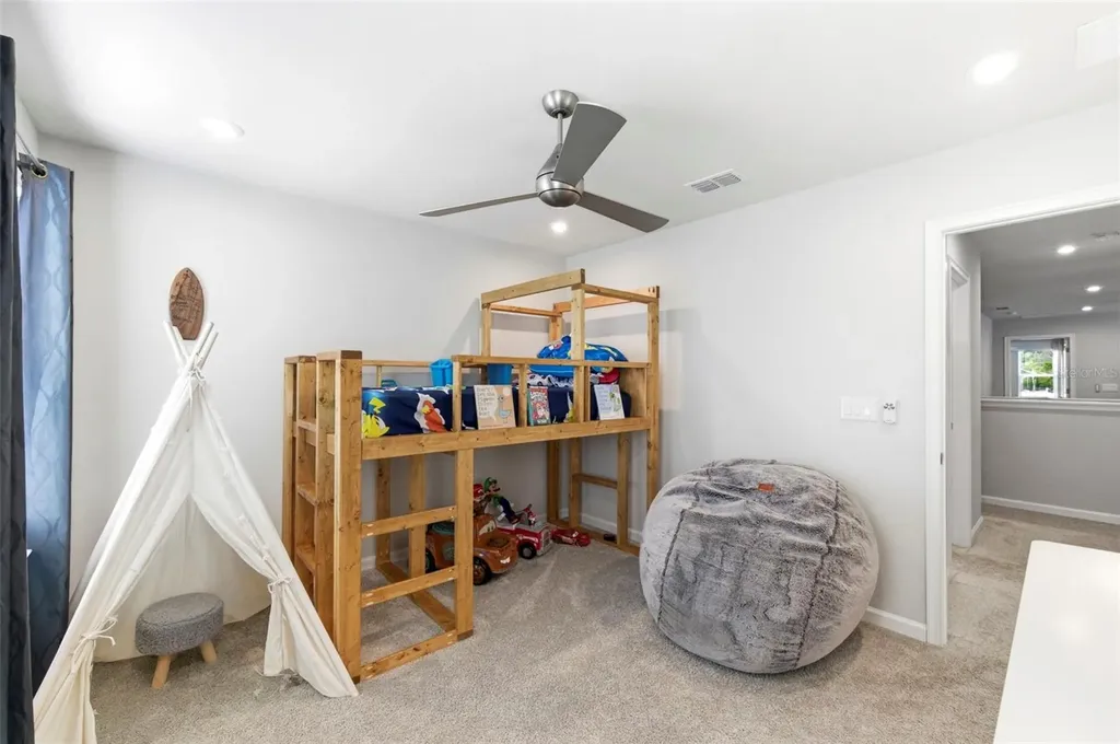 4327 Cloud Hopper Way Lutz FL 33559