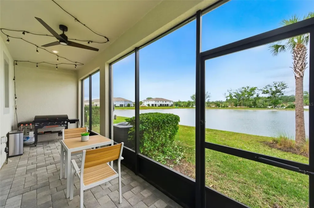 4327 Cloud Hopper Way Lutz FL 33559