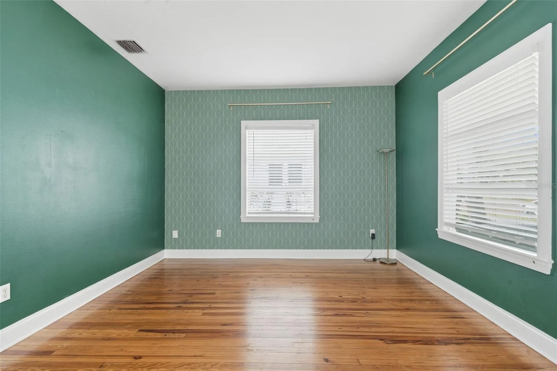 1406 E Ridgewood Street Orlando FL 32803