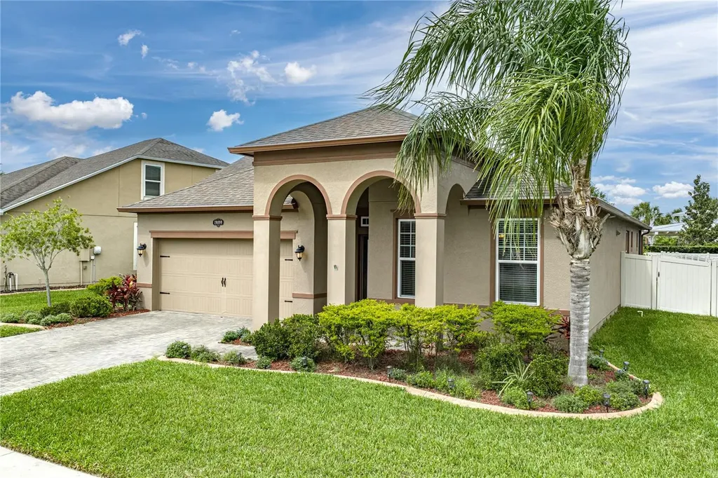 19099 Long Lake Ranch Boulevard Lutz FL 33558