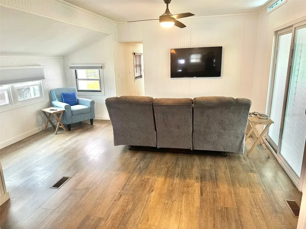 9790 66th Street N Pinellas Park FL 33782