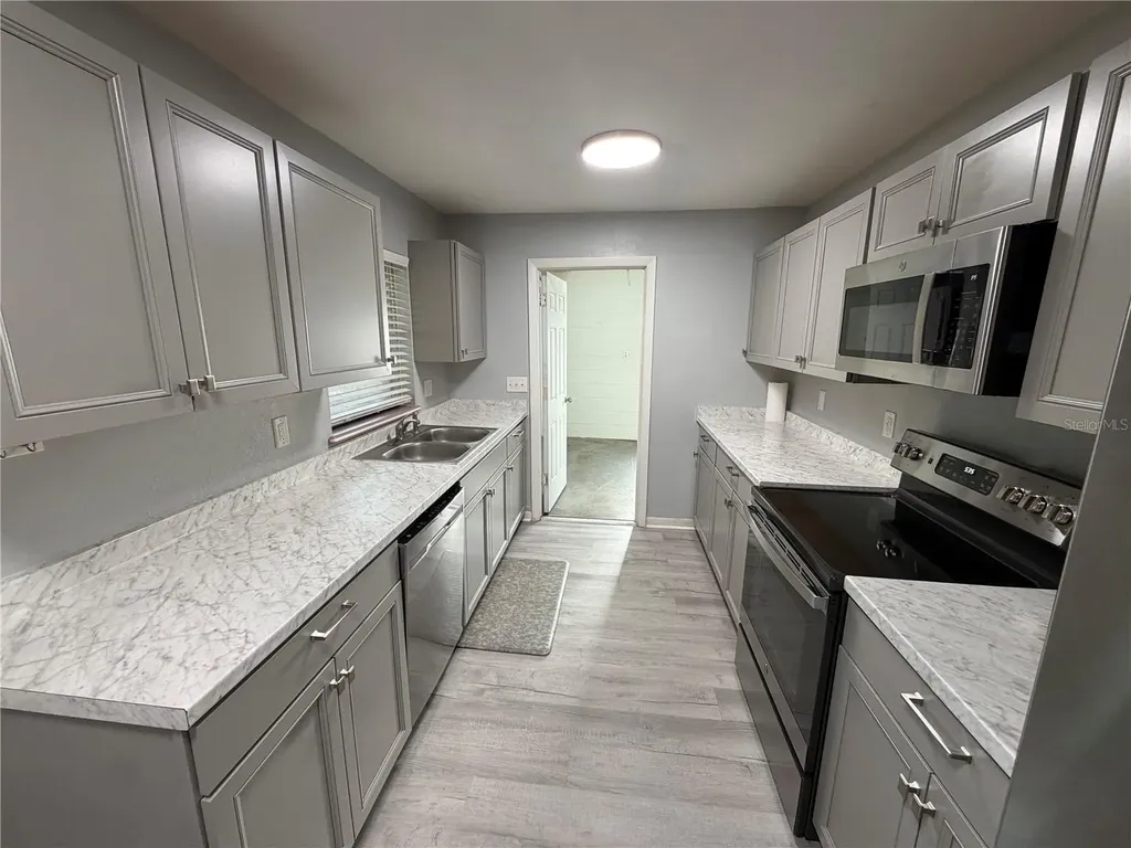 898 Rich Drive Oviedo FL 32765