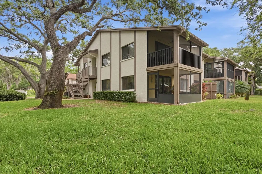 514 Longfellow Court Safety Harbor FL 34695