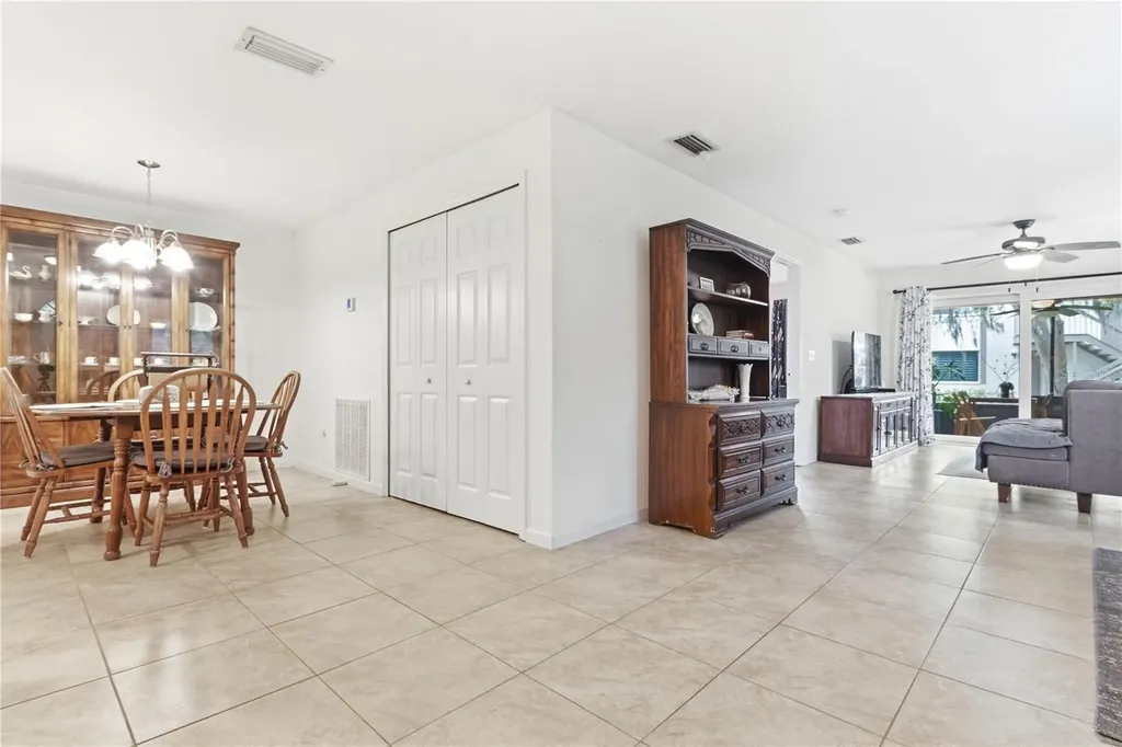 514 Longfellow Court Safety Harbor FL 34695