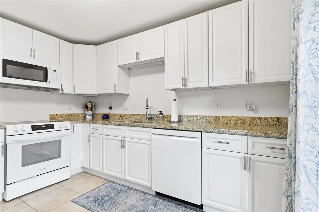 514 Longfellow Court Safety Harbor FL 34695