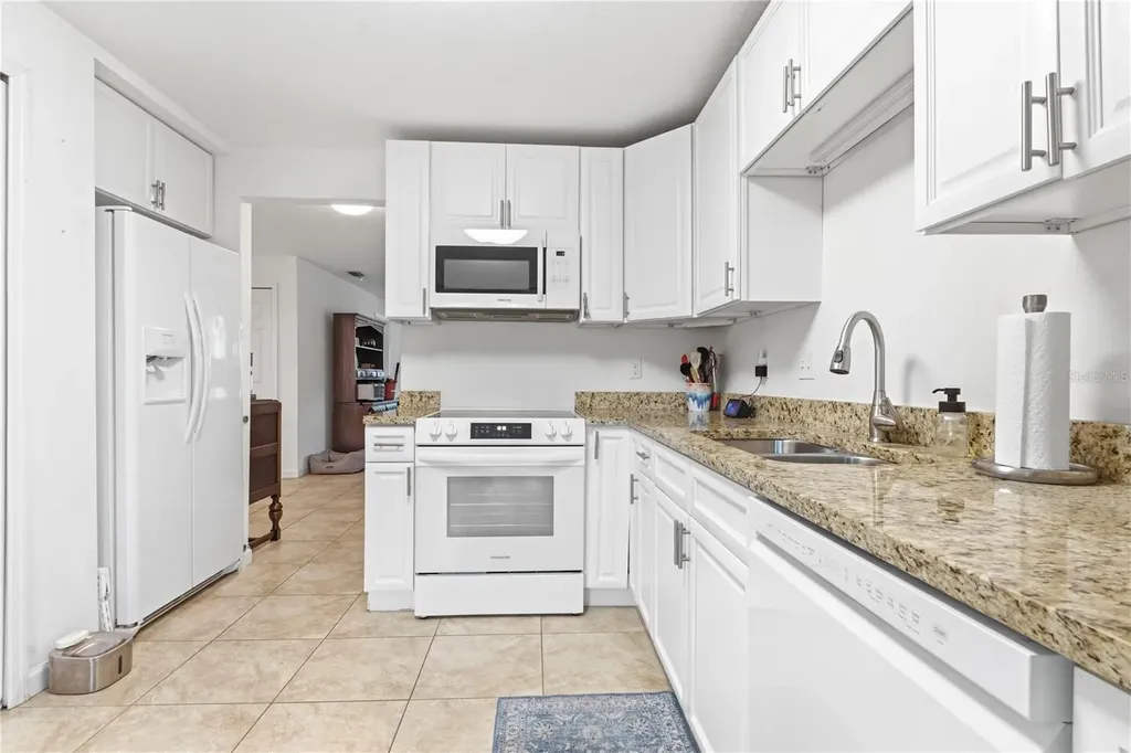 514 Longfellow Court Safety Harbor FL 34695