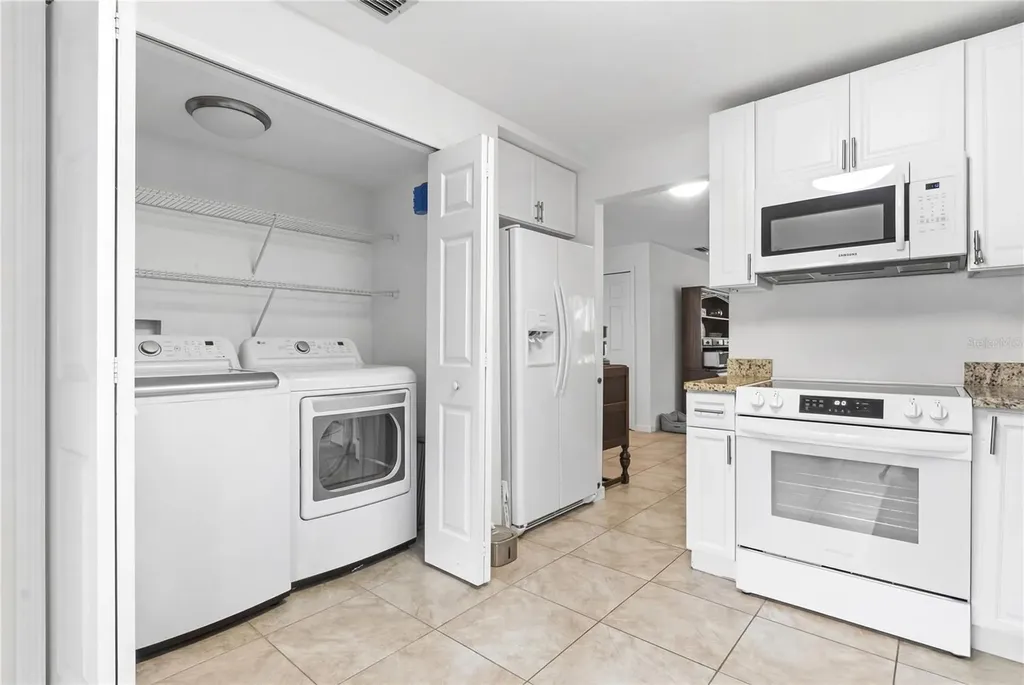514 Longfellow Court Safety Harbor FL 34695