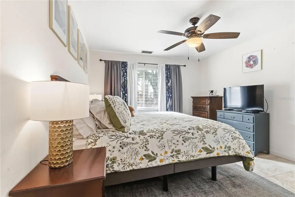 514 Longfellow Court Safety Harbor FL 34695