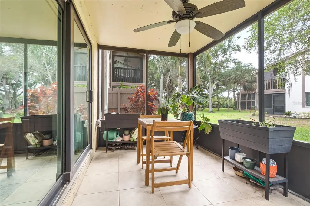 514 Longfellow Court Safety Harbor FL 34695