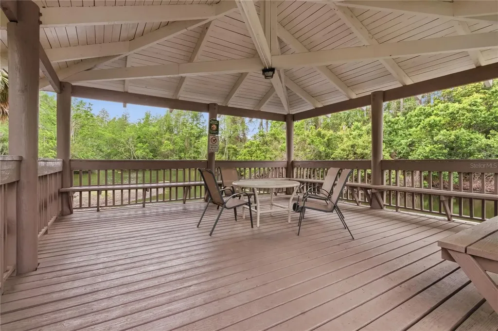 514 Longfellow Court Safety Harbor FL 34695