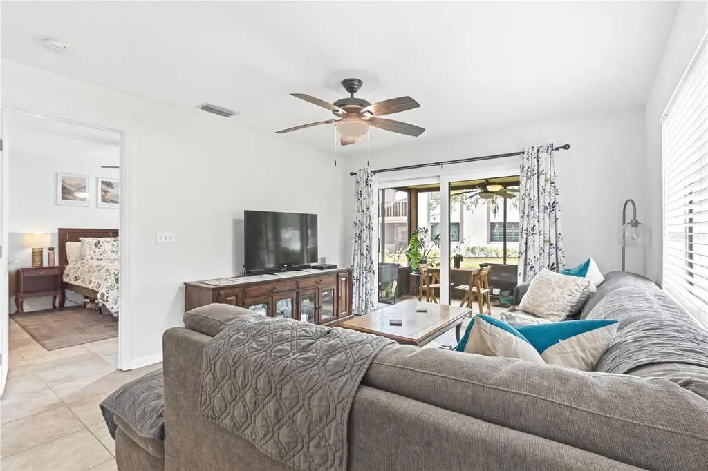 514 Longfellow Court Safety Harbor FL 34695