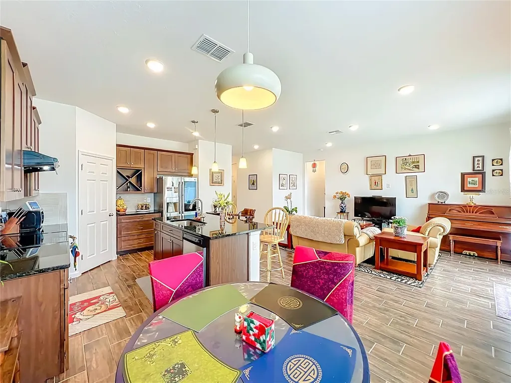 8560 Compass Point Avenue Orlando FL 32832