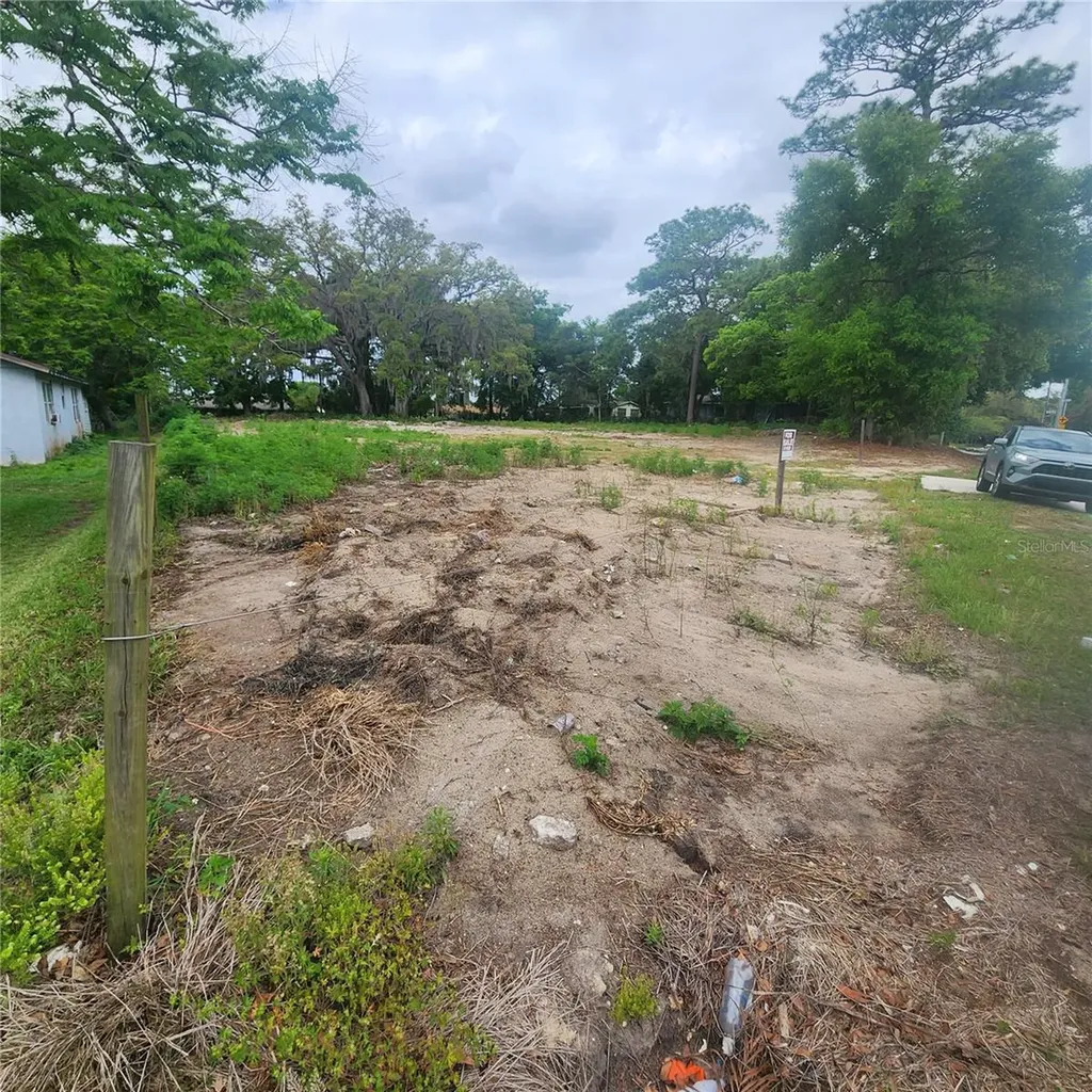 1648 Clarcona Road Apopka FL 32703