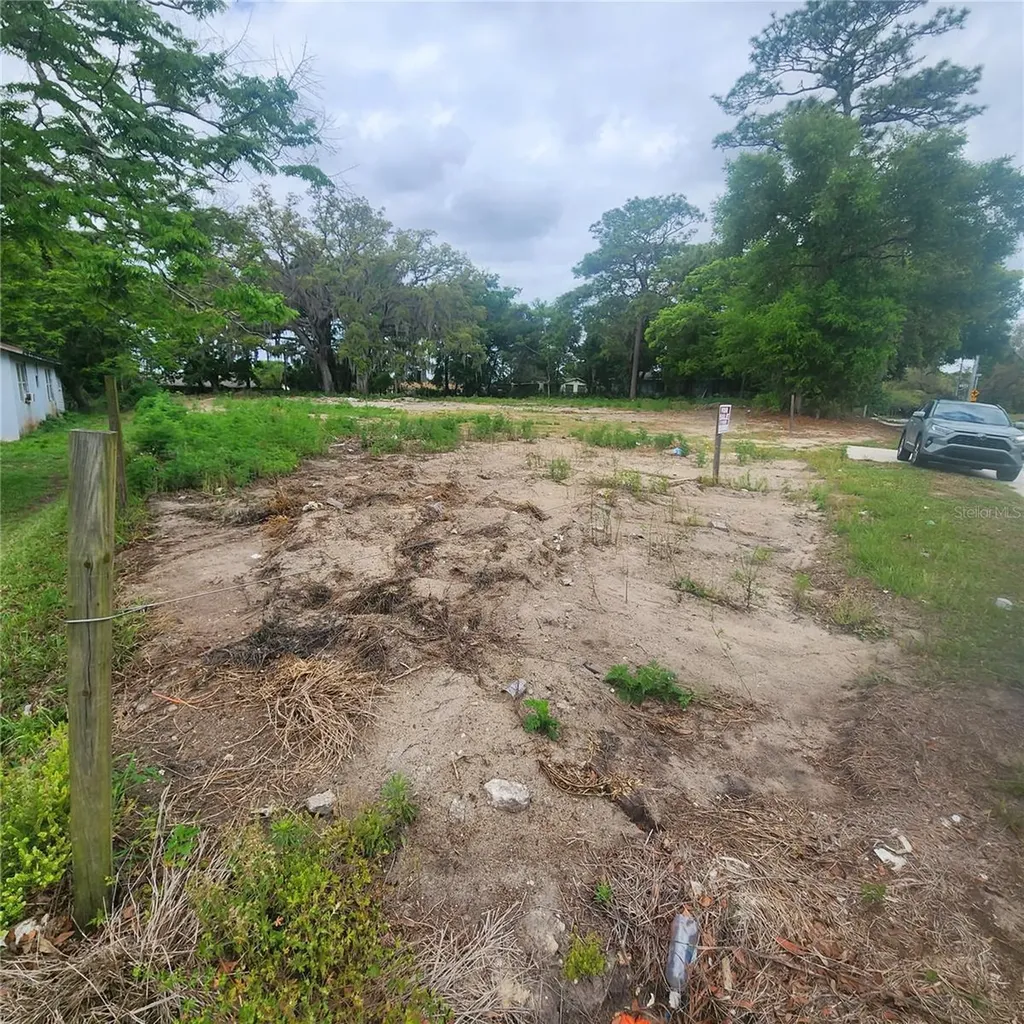 1648 Clarcona Road Apopka FL 32703