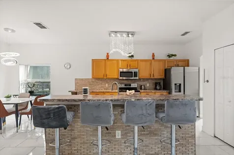 4722 Cumbrian Lakes Drive Kissimmee FL 34746