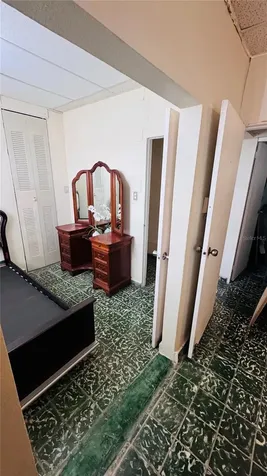 Calle 232 Country Club Carolina PR 00982