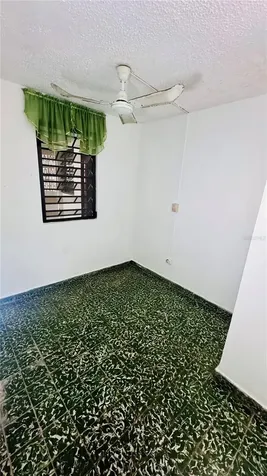 Calle 232 Country Club Carolina PR 00982