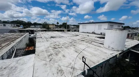 Calle 232 Country Club Carolina PR 00982