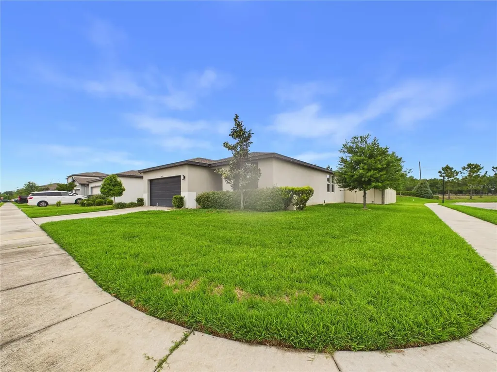 38707 Finn Clover Lane Zephyrhills FL 33540