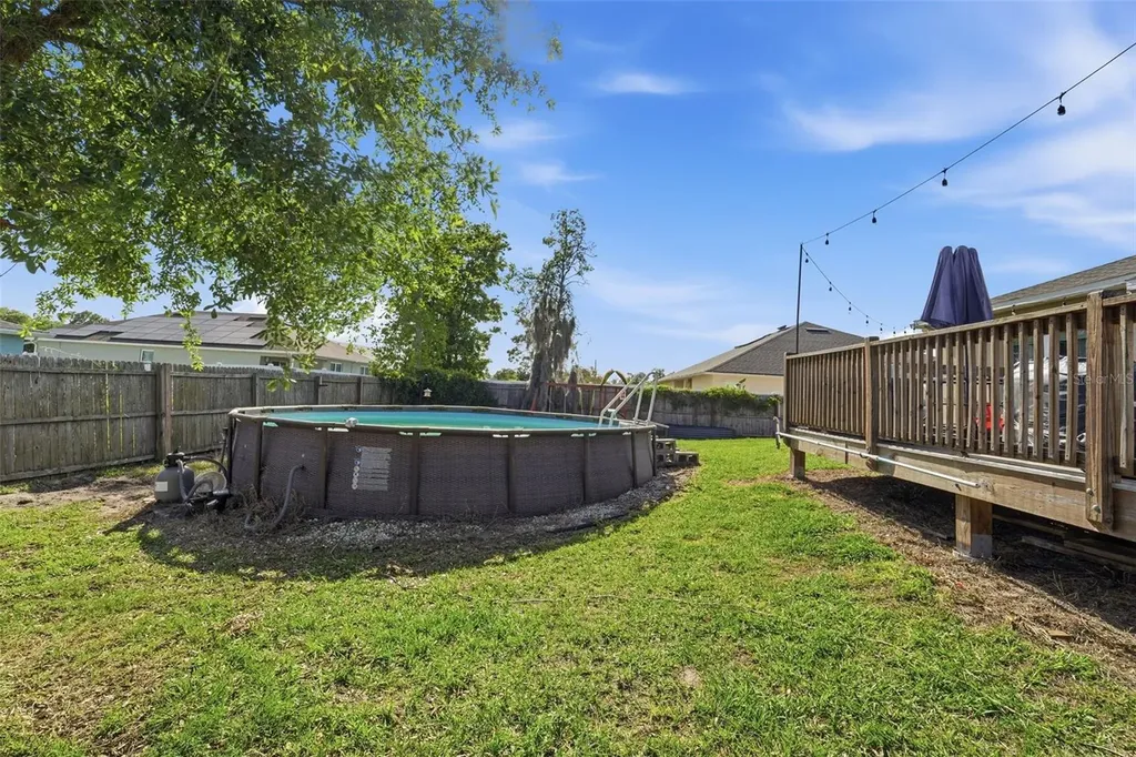 1915 Bayport Drive Deltona FL 32728