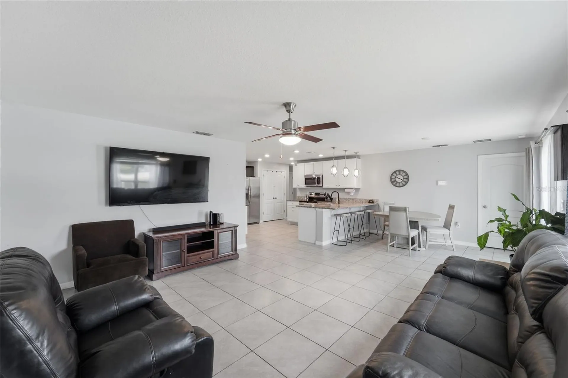 1915 Bayport Drive Deltona FL 32728