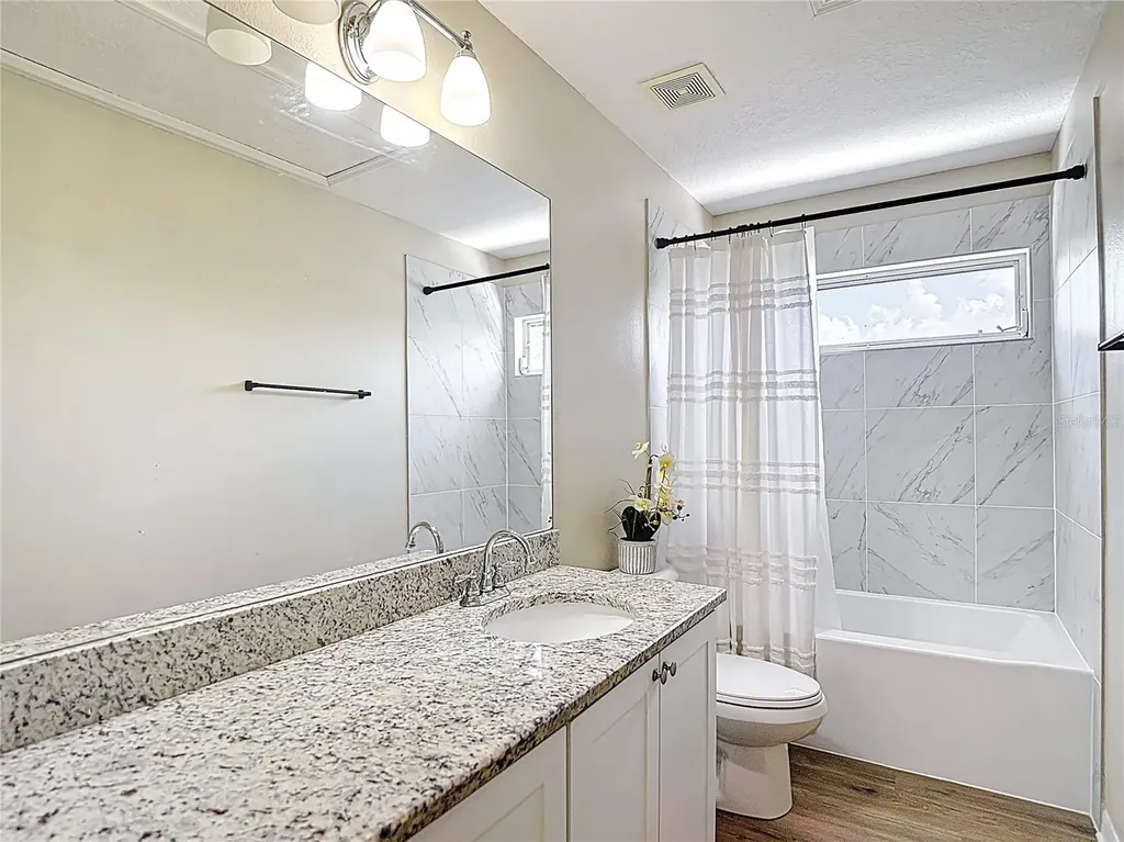 18109 Kara Court Tampa FL 33647