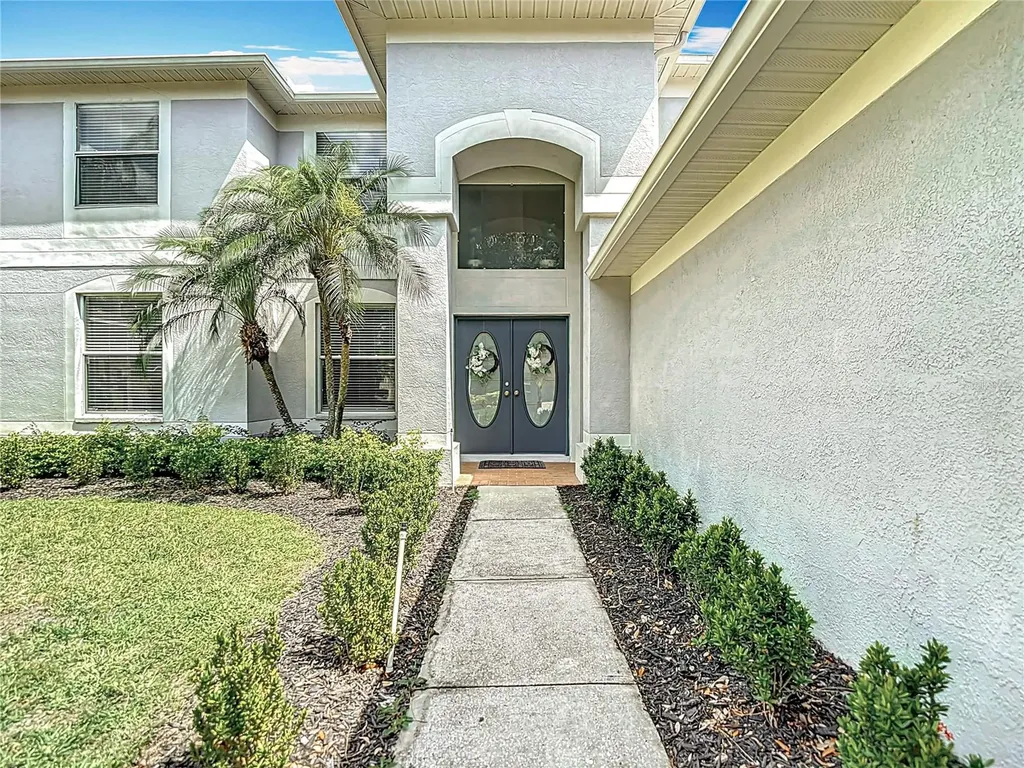 18109 Kara Court Tampa FL 33647