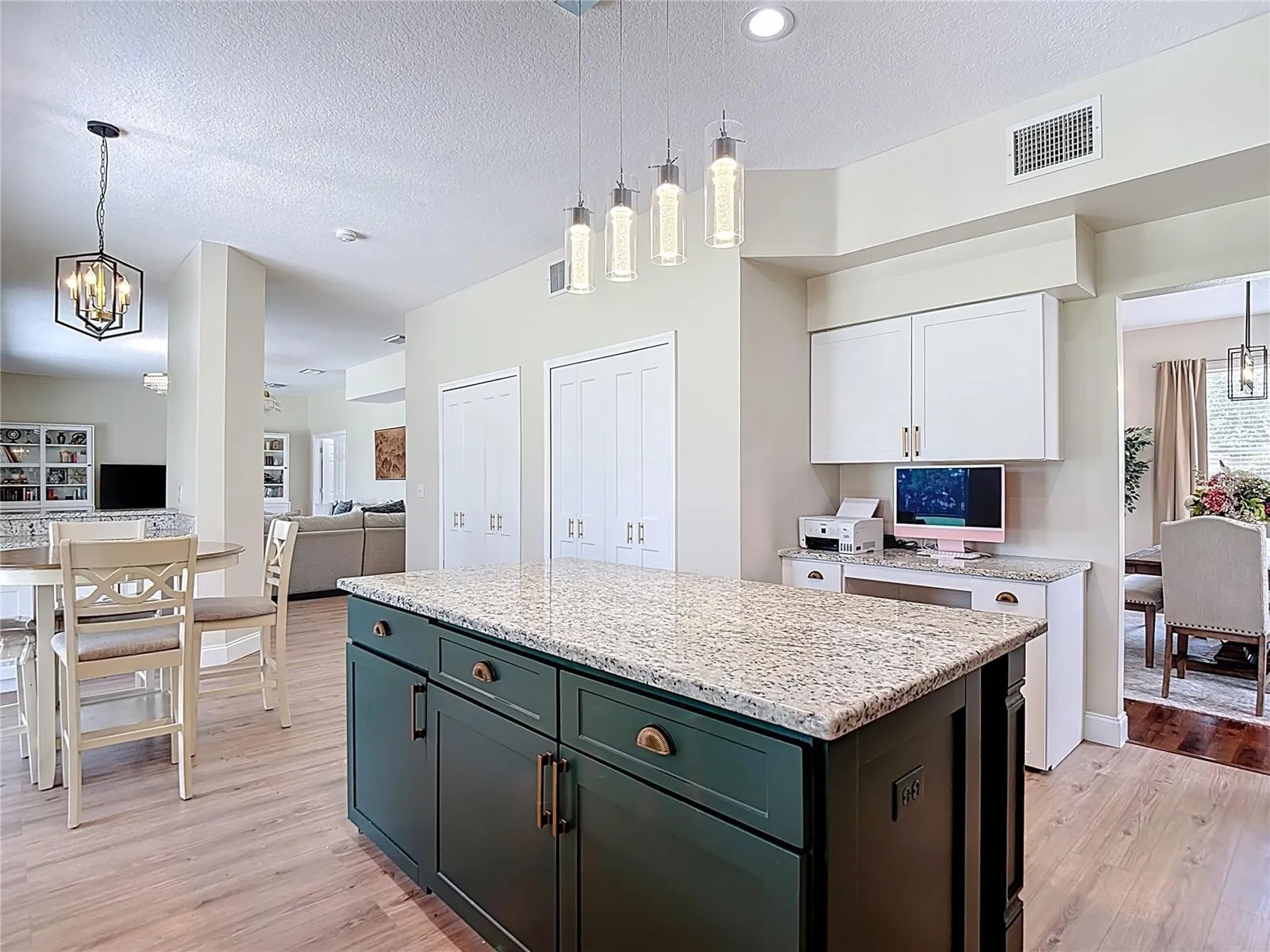 18109 Kara Court Tampa FL 33647