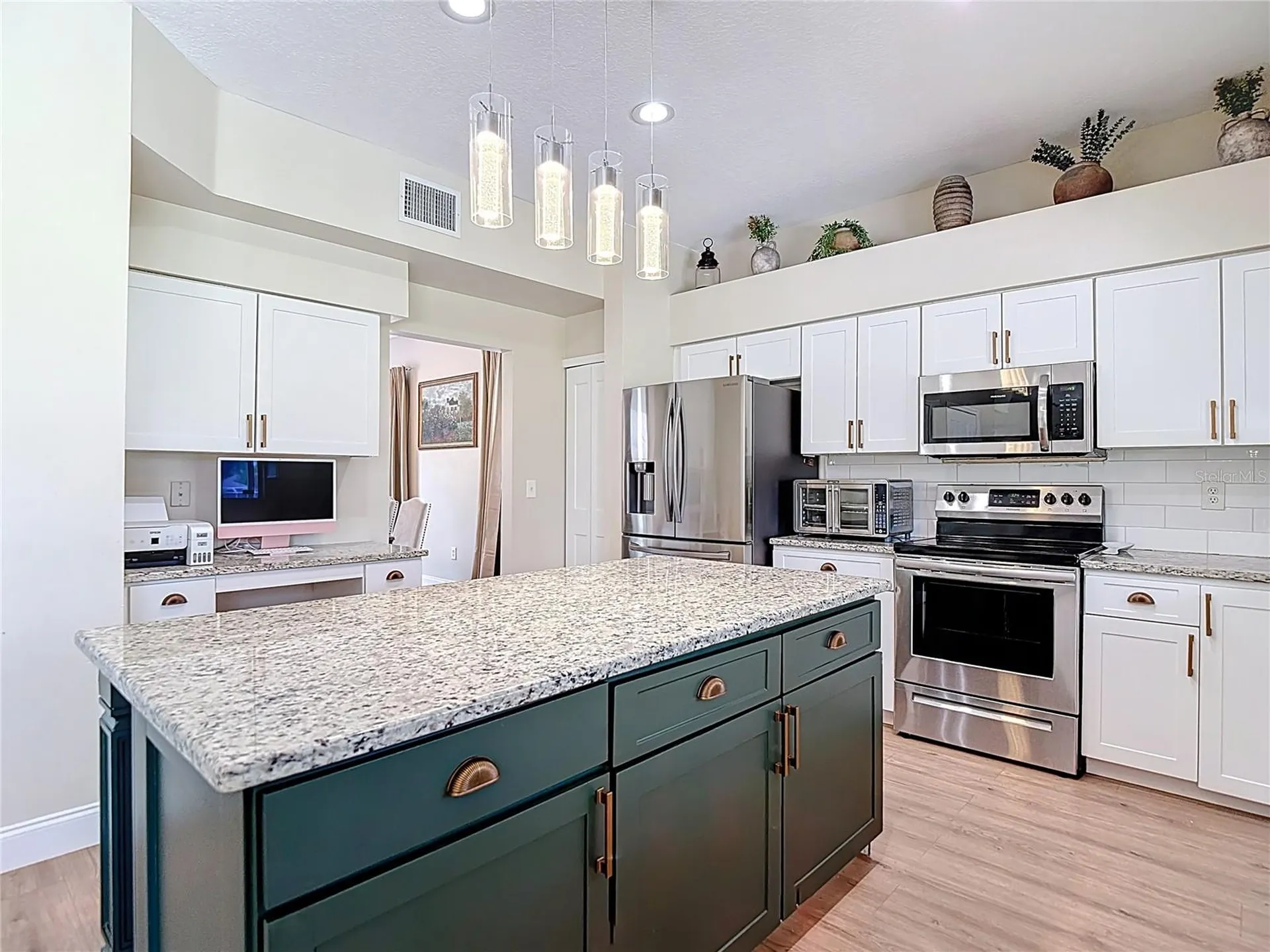 18109 Kara Court Tampa FL 33647
