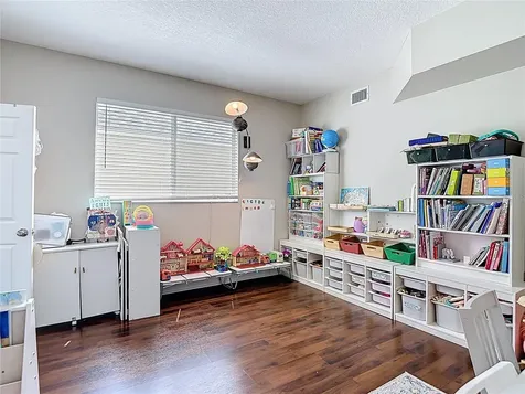 18109 Kara Court Tampa FL 33647