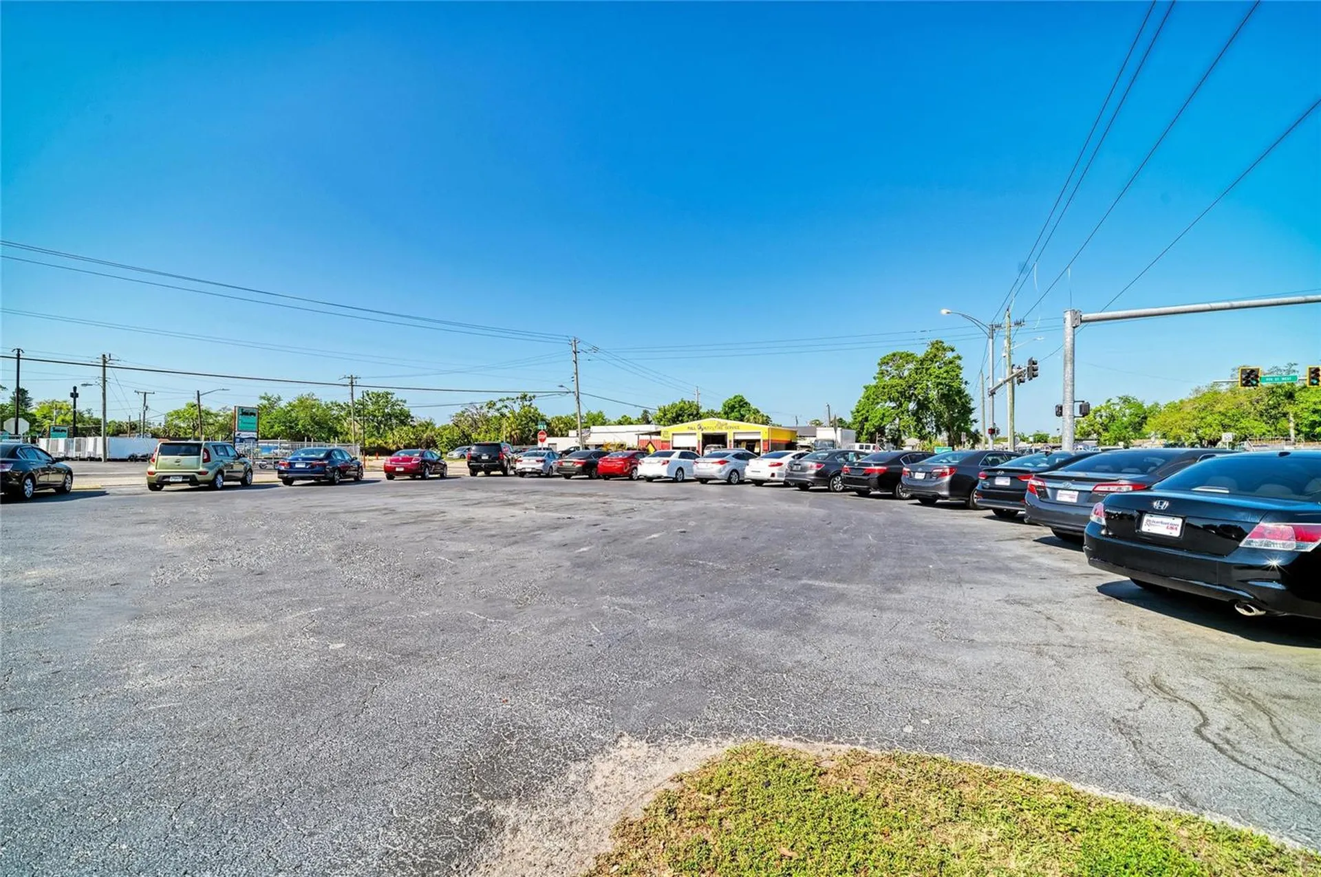 2929 9th Street W Bradenton FL 34205