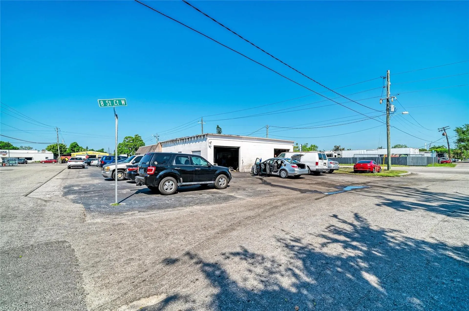 2929 9th Street W Bradenton FL 34205