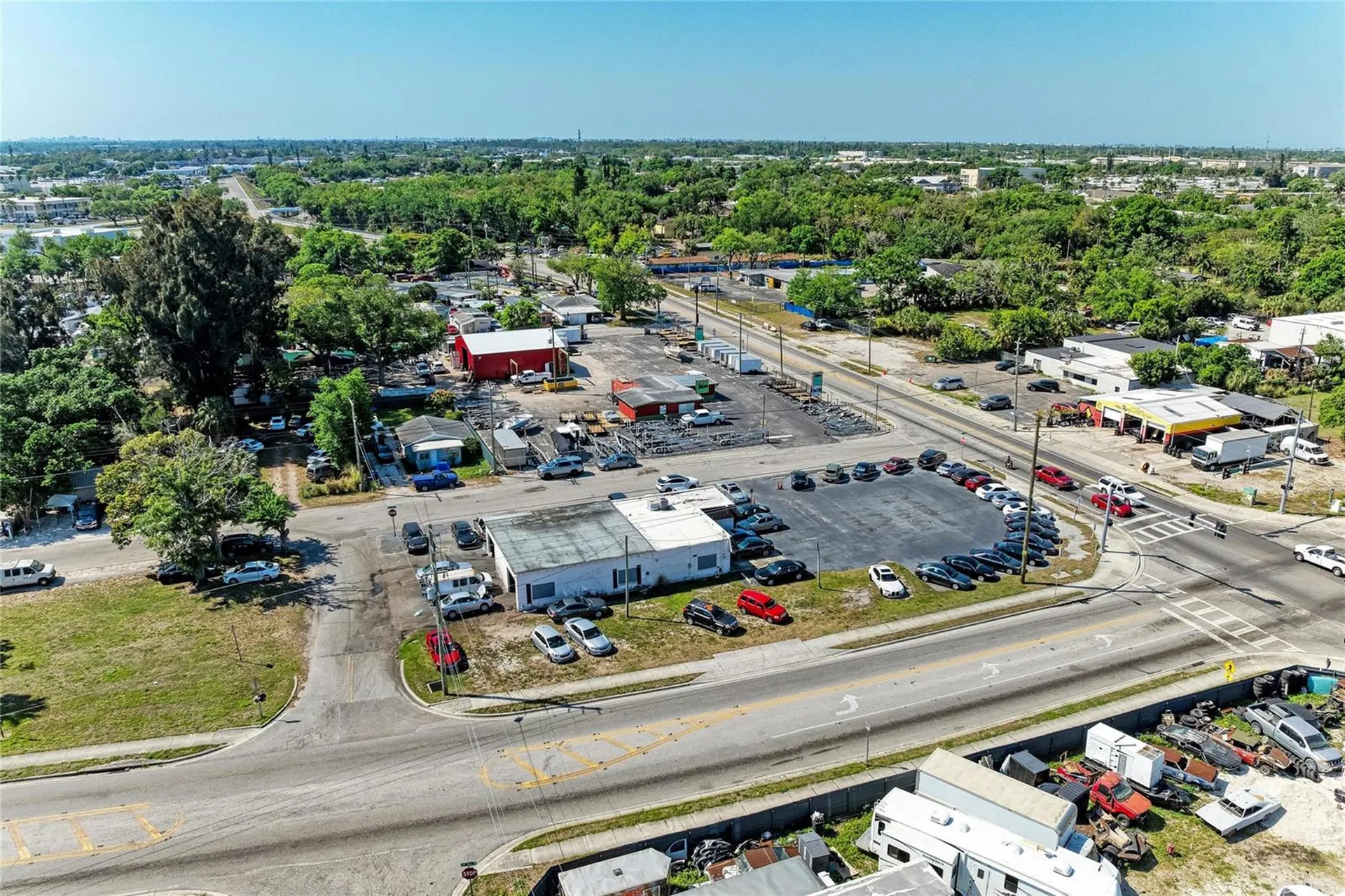 2929 9th Street W Bradenton FL 34205