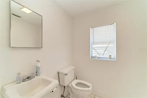 2929 9th Street W Bradenton FL 34205