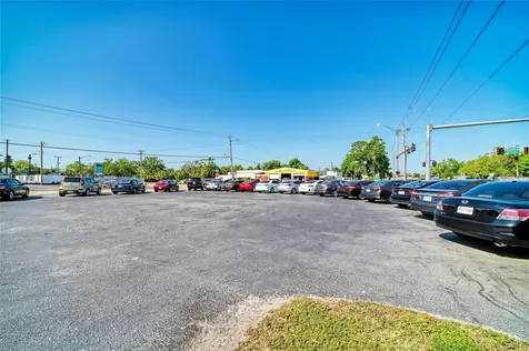 2929 9th Street W Bradenton FL 34205