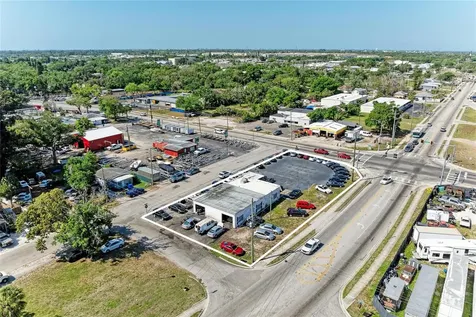 2929 9th Street W Bradenton FL 34205