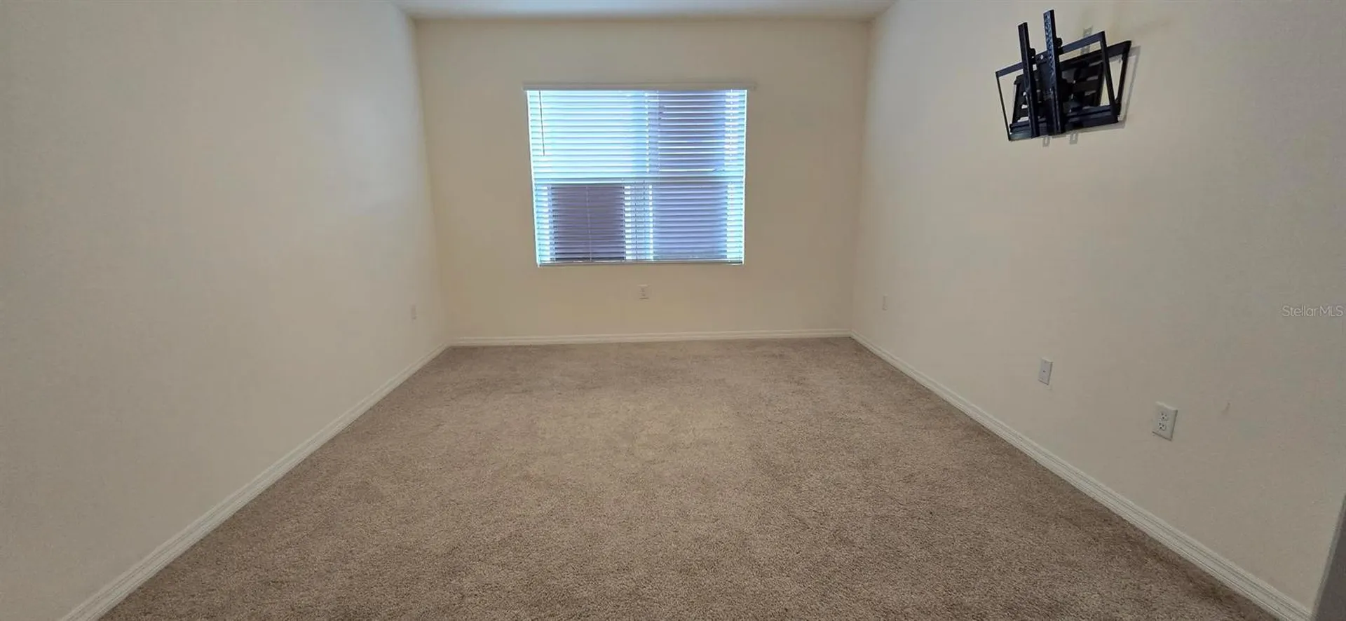 804 Horsetail Drive Davenport FL 33837