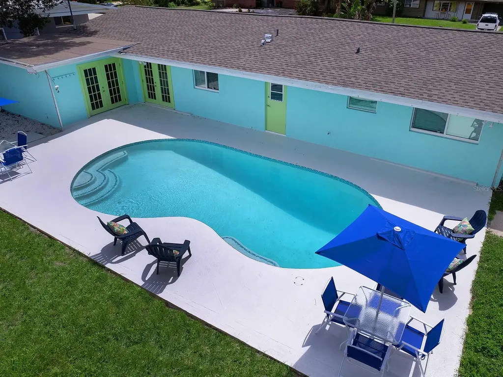 3049 Wood Street Sarasota FL 34237