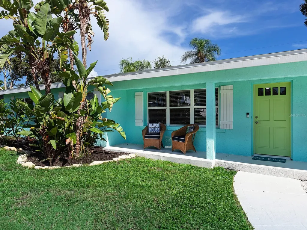 3049 Wood Street Sarasota FL 34237