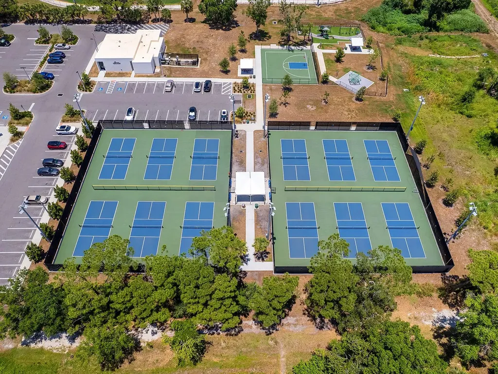 3049 Wood Street Sarasota FL 34237