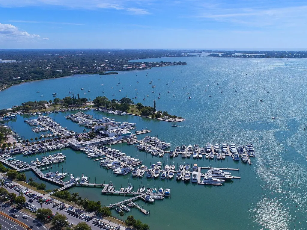 3049 Wood Street Sarasota FL 34237