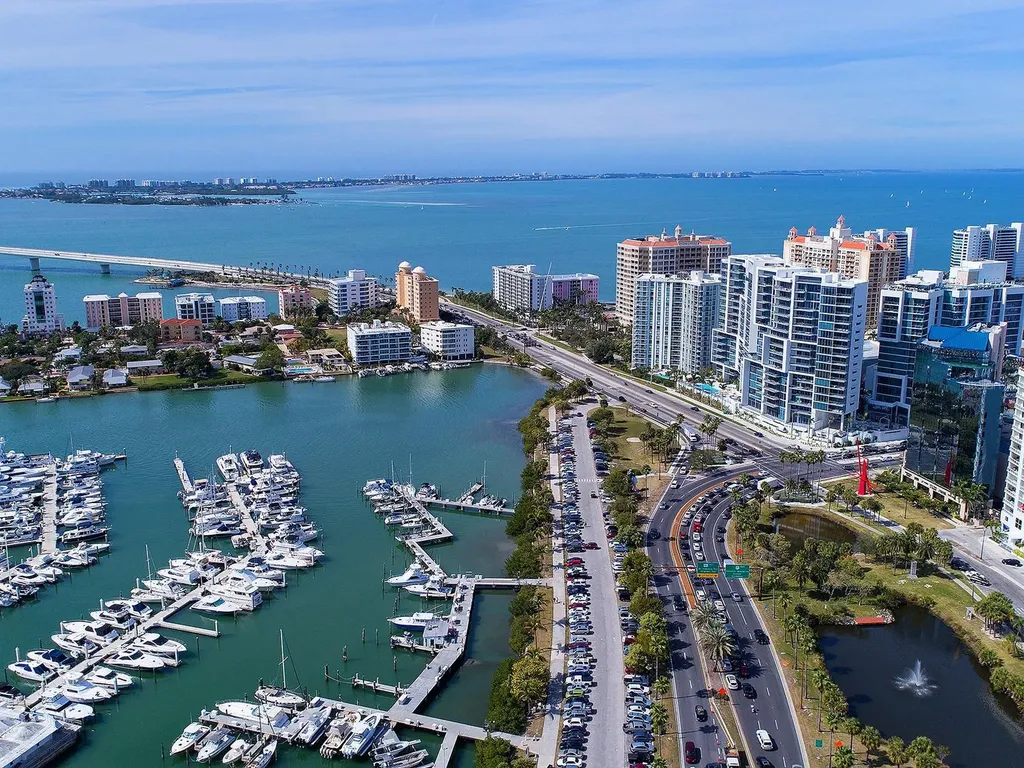 3049 Wood Street Sarasota FL 34237