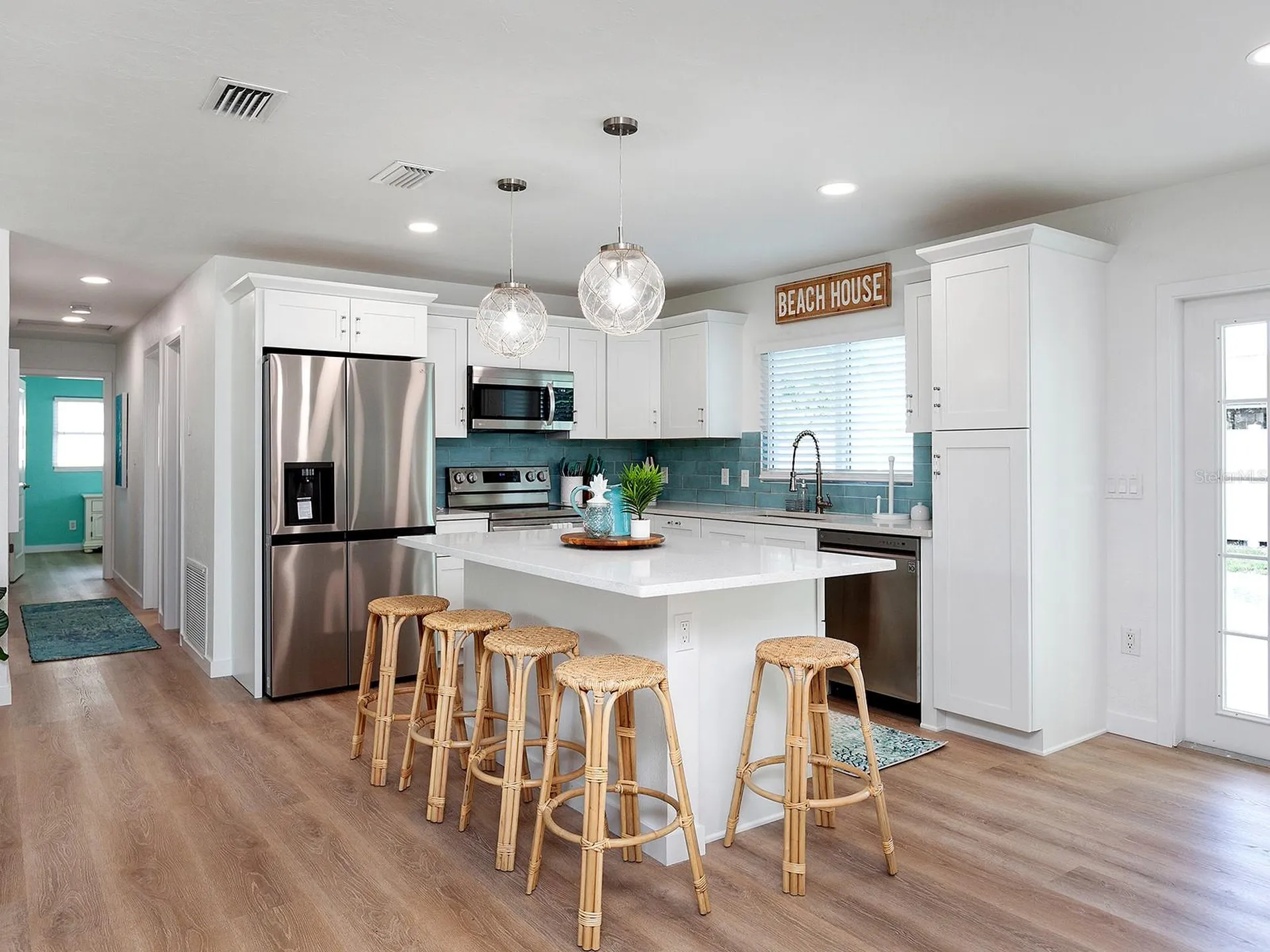 3049 Wood Street Sarasota FL 34237