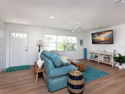 3049 Wood Street Sarasota FL 34237