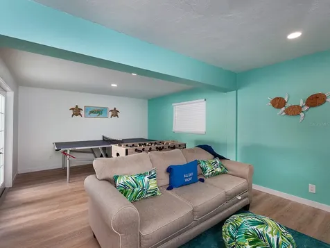 3049 Wood Street Sarasota FL 34237